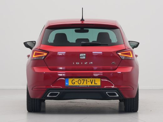 Seat Ibiza 1.0 TSI 95pk FR Business Intense Trekhaak Navigatie Camera Led Carplay 120 ActivLease financial lease