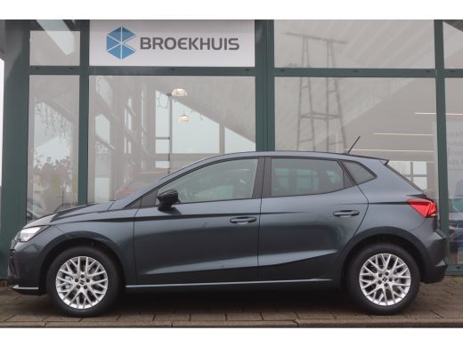 Seat Ibiza 115PK Style Business Connect | Achteruitrijcamera | Draadloze telefoonlader 15W | Front Assist ActivLease financial lease
