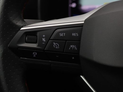 Seat Leon Sportstourer 1.4 TSI eHybrid PHEV FR Business Intense 204PK DSG SOH 87%, Panorama Dak, Elektr. Ac... ActivLease financial lease