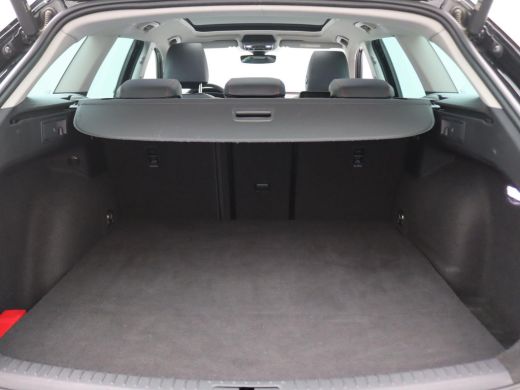 Seat Leon Sportstourer 1.4 TSI eHybrid PHEV FR Business Intense 204PK DSG SOH 87%, Panorama Dak, Elektr. Ac... ActivLease financial lease