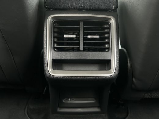 Skoda Elroq 85 Business Edition | Trekhaak | Business upgrade pakket - Clever ActivLease financial lease