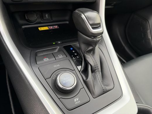 Toyota RAV4 2.5 Hybrid AWD ADVENTURE Innovation Pack ActivLease financial lease