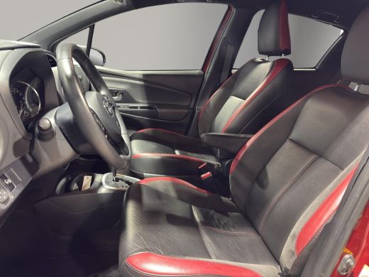 Toyota Yaris 1.5 Hybrid BI-Tone Edition | Leer | Camera | Navigatie | Cruise C | L.M.Velgen | ActivLease financial lease