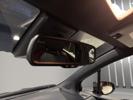 Toyota Yaris 1.5 Hybrid BI-Tone Edition | Leer | Camera | Navigatie | Cruise C | L.M.Velgen | ActivLease financial lease