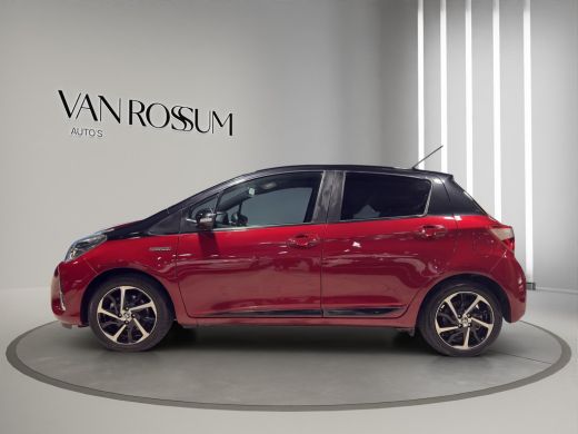 Toyota Yaris 1.5 Hybrid BI-Tone Edition | Leer | Camera | Navigatie | Cruise C | L.M.Velgen | ActivLease financial lease