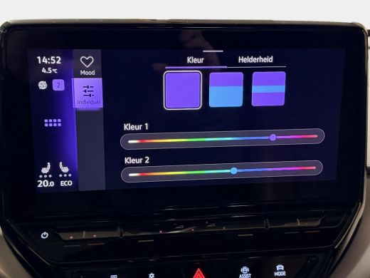 Volkswagen ID.4 First 77 kWh SoH 92,3% / Performance / Warmtepomp / Trekhaak / Vol in de opties / Dealeronderhoud... ActivLease financial lease