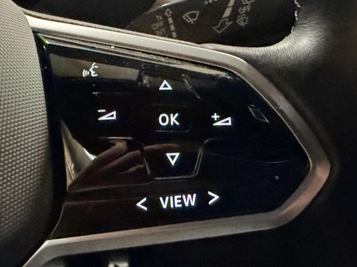 Volkswagen ID.4 First 77 kWh SoH 92,3% / Performance / Warmtepomp / Trekhaak / Vol in de opties / Dealeronderhoud... ActivLease financial lease