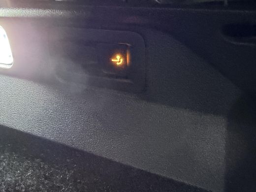 Volkswagen ID.4 First 77 kWh SoH 92,3% / Performance / Warmtepomp / Trekhaak / Vol in de opties / Dealeronderhoud... ActivLease financial lease