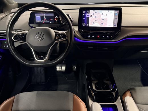Volkswagen ID.4 First 77 kWh SoH 92,3% / Performance / Warmtepomp / Trekhaak / Vol in de opties / Dealeronderhoud... ActivLease financial lease