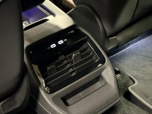 Volkswagen ID.4 First 77 kWh SoH 92,3% / Performance / Warmtepomp / Trekhaak / Vol in de opties / Dealeronderhoud... ActivLease financial lease