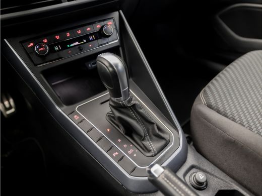 Volkswagen Polo 1.0 TSI R-Line Sport Automaat (2X R-LINE, VIRTUAL COCKPIT, APPLE CARPLAY, CLIMATE, ALCANTARA, ZWA... ActivLease financial lease