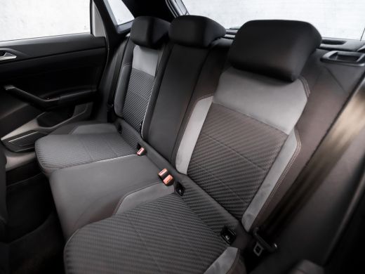 Volkswagen Polo 1.0 TSI R-Line Sport Automaat (2X R-LINE, VIRTUAL COCKPIT, APPLE CARPLAY, CLIMATE, ALCANTARA, ZWA... ActivLease financial lease