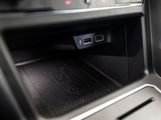 Volkswagen Polo 1.0 TSI R-Line Sport Automaat (2X R-LINE, VIRTUAL COCKPIT, APPLE CARPLAY, CLIMATE, ALCANTARA, ZWA... ActivLease financial lease