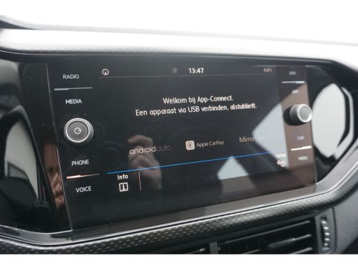 Volkswagen T-Cross 1.0 TSI Life | CLIMATE | TREKHAAK | CARPLAY/ NAVI | ACC | ActivLease financial lease