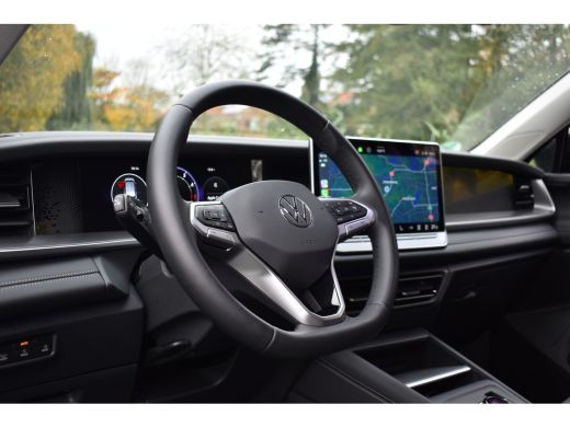 Volkswagen Tayron 1.5 eTSI 150PK DSG LIFE 7-PERSOONS/TREKHAAK/FABRIEKSGARANTIE ActivLease financial lease