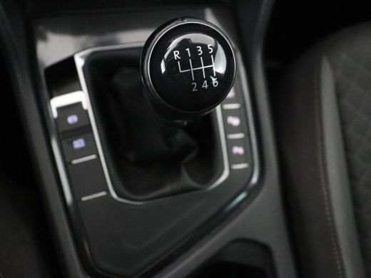 Volkswagen Tiguan 1.4 TSI Comfortline Business | Trekhaak | Camera | Full LED | Adaptive cruise | Park Assist | Car... ActivLease financial lease