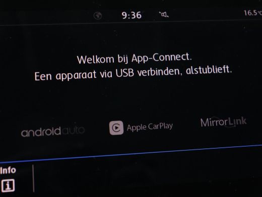 Volkswagen Tiguan 1.4 TSI Comfortline Business | Trekhaak | Camera | Full LED | Adaptive cruise | Park Assist | Car... ActivLease financial lease