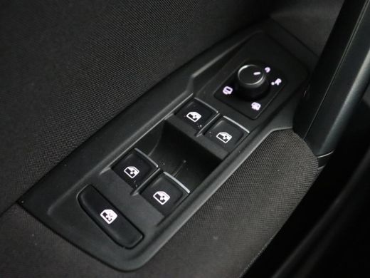 Volkswagen Tiguan 1.4 TSI Comfortline Business | Trekhaak | Camera | Full LED | Adaptive cruise | Park Assist | Car... ActivLease financial lease