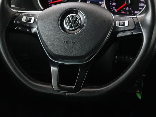 Volkswagen Tiguan 1.4 TSI Comfortline Business | Trekhaak | Camera | Full LED | Adaptive cruise | Park Assist | Car... ActivLease financial lease