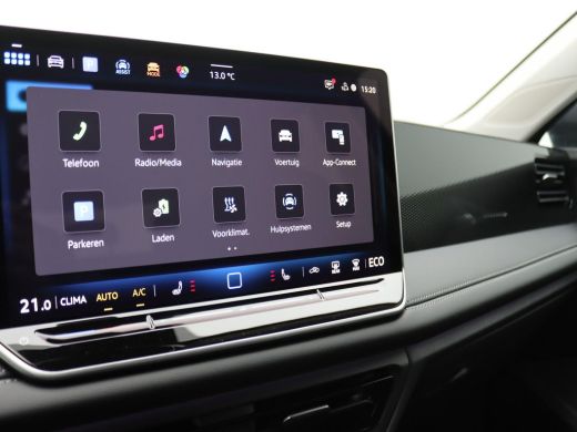 Volkswagen Tiguan 1.5 eHybrid Life Edition 204PK DSG Trekhaak, Achteruitrijcamera, Keyless, Navi via Apple Carplay/... ActivLease financial lease