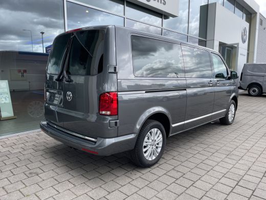 Volkswagen Transporter 2.0 TDI L2H1 32 DC Caravelle Highline | Led | Digital cockpit | Leer | Schuifdeuren elektrisch ActivLease financial lease