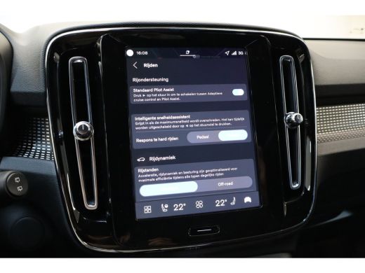 Volvo  EX40 252PK Extended Range Plus Black Edition 82 kWh | Panoramadak | Getint Glas | Stoel & Stuur Verw. ... ActivLease financial lease