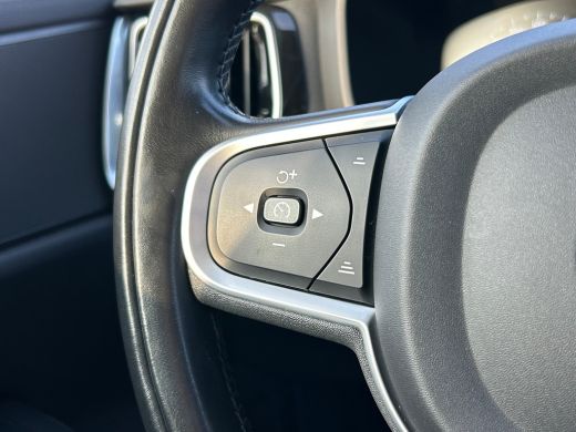 Volvo  V60 2.0 B3 Momentum Advantage | Pilot Assist | Leder | Camera | Apple Carplay | ActivLease financial lease