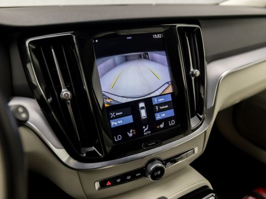 Volvo  V60 2.0 T6 Recharge AWD Inscription Automaat 340Pk (APPLE CARPLAY, GROOT NAVI, DUAL TONE STUUR, STUUR... ActivLease financial lease