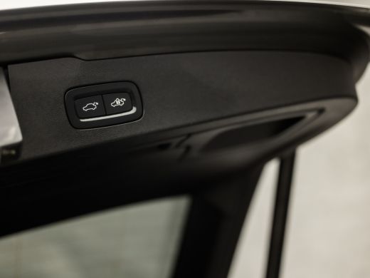 Volvo  V60 2.0 T6 Recharge AWD Inscription Automaat 340Pk (APPLE CARPLAY, GROOT NAVI, DUAL TONE STUUR, STUUR... ActivLease financial lease