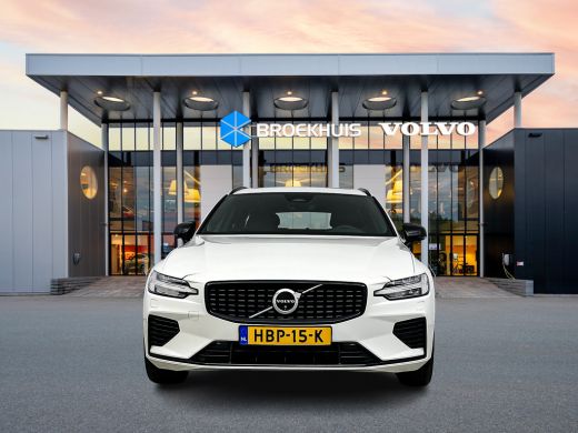 Volvo  V60 T6 Recharge Ultra Dark | 19" | Sportstoelen | Trekhaak | Panoramadak | 360 Camera | Harman Kardon... ActivLease financial lease