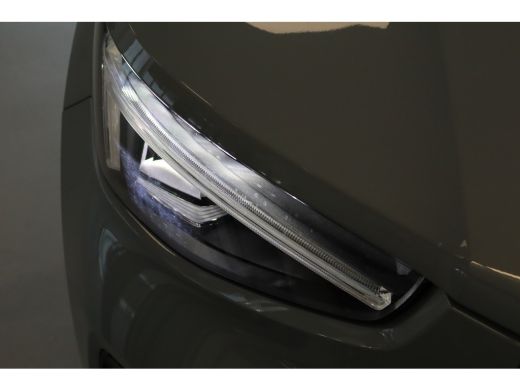 Volvo  XC40 B4 197PK Plus Dark | HK Audio | Memory | Trekhaak | Stoel&Stuur Verw. | Adap Cruise | Blis ActivLease financial lease