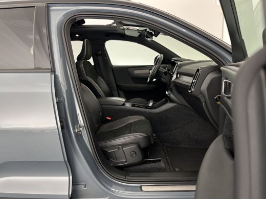 Volvo  XC40 Recharge P8 AWD R-Design [ 3-Fase ] {SOH-90%} (INCL-BTW) Aut. *PANO | LEATHER-ALCANTARA | ADAPTIV... ActivLease financial lease