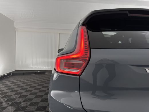 Volvo  XC40 Recharge P8 AWD R-Design [ 3-Fase ] {SOH-90%} (INCL-BTW) Aut. *PANO | LEATHER-ALCANTARA | ADAPTIV... ActivLease financial lease