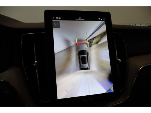 Volvo  XC60 T6 350PK Ultra Dark FaceLift! | Luchtvering | Trekhaak | HK Audio | Memory ActivLease financial lease