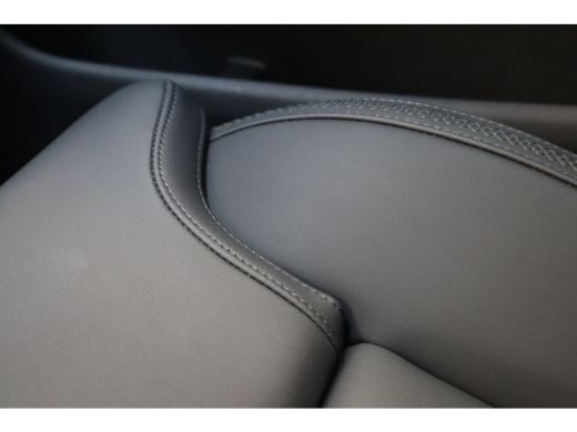 Volvo  XC60 T6 350PK Ultra Dark FaceLift! | Luchtvering | Trekhaak | HK Audio | Memory ActivLease financial lease