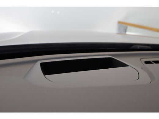 Volvo  XC60 T6 350PK Ultra Dark FaceLift! | Luchtvering | Trekhaak | HK Audio | Memory ActivLease financial lease