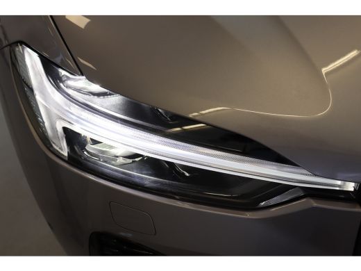 Volvo  XC60 T6 350PK Ultra Dark FaceLift! | Luchtvering | Trekhaak | HK Audio | Memory ActivLease financial lease