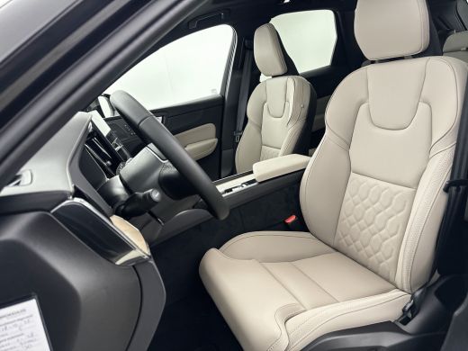 Volvo  XC60 T8 Recharge Ultra Dark | 21" | Luchtvering | Getint glas | Panoramadak | Harman Kardon | Full LED... ActivLease financial lease