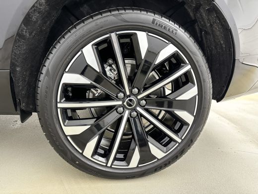 Volvo  XC60 T8 Recharge Ultra Dark | 21" | Luchtvering | Getint glas | Panoramadak | Harman Kardon | Full LED... ActivLease financial lease