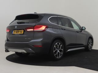 BMW X1 xDrive25e Business Edition Plus 220pk | Trekhaak | Camera achter | Head up display | Lederen bekl...
