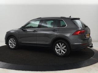Volkswagen Tiguan 1.4 TSI Comfortline Business | Trekhaak | Camera | Full LED | Adaptive cruise | Park Assist | Car...