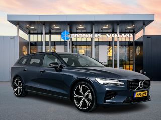 Volvo  V60 T6 Recharge Ultra Dark | 19" | Trekhaak | Getint Glas | Panoramadak | Head-up | 360 Camera | Full...