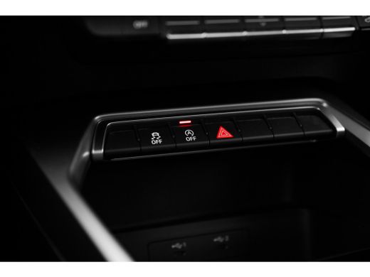 Audi A3 Sportback 30 TFSI Pro Line | Adaptive Cruise Control | Carplay ActivLease financial lease