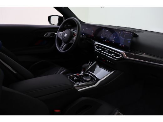 BMW 2 Serie M2 Automaat / Akrapovic Uitlaat / M Carbon kuipstoelen / M Drive Professional / Harman Kardon / M... ActivLease financial lease
