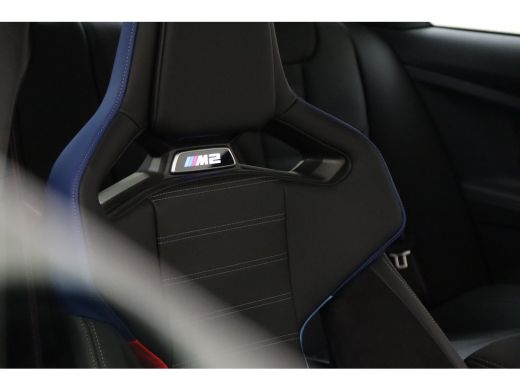 BMW 2 Serie M2 Automaat / Akrapovic Uitlaat / M Carbon kuipstoelen / M Drive Professional / Harman Kardon / M... ActivLease financial lease