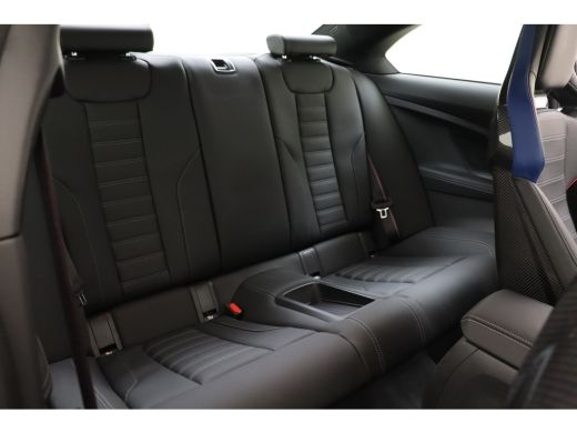 BMW 2 Serie M2 Automaat / Akrapovic Uitlaat / M Carbon kuipstoelen / M Drive Professional / Harman Kardon / M... ActivLease financial lease