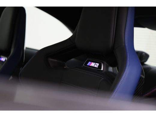 BMW 2 Serie M2 Automaat / Akrapovic Uitlaat / M Carbon kuipstoelen / M Drive Professional / Harman Kardon / M... ActivLease financial lease