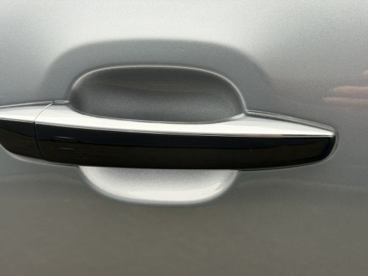 Citroën C3 110pk Shine (Keyless Entry - Camera - Navigatie - Automatische Airco - LED - Apple Carplay) ActivLease financial lease