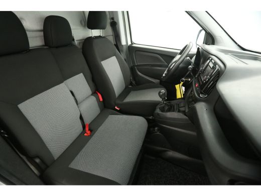 Fiat Dobl&ograve; 1.6 MJ ECO JET 105PK | Euro6 | 3-Zits | Airco | Cruise | Trekh. | Navigatie ActivLease financial lease