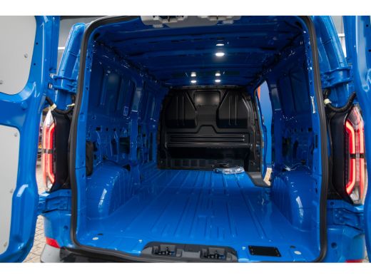 Ford E-Transit Custom V710 340 L2H1 Trend | Trekhaak+2300kg trekgewicht! | Cruise control | Navi | Camera | LED | Direc... ActivLease financial lease